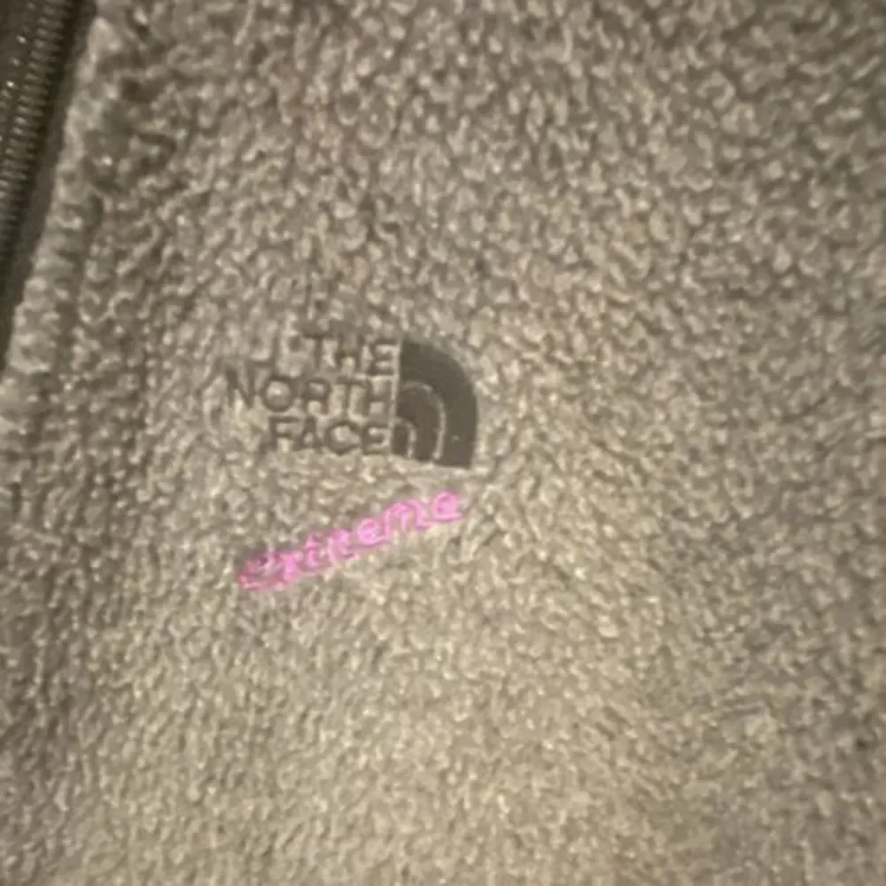 The North Face Women's Extreme Pile Pullover Half-zip Size 8 Purple /Coal Gray